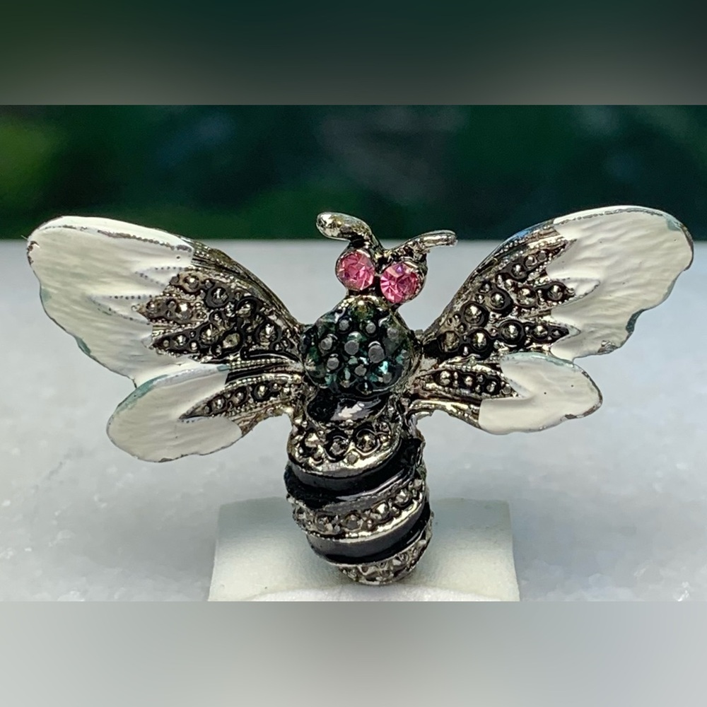 Vintage Enamel Bee Brooch – Pink Rhinestone Eyes, Black & White Wings